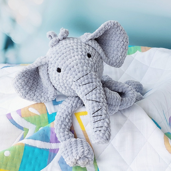 elephant toy crochet