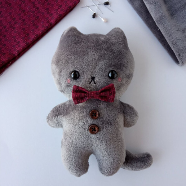 cat-plush-toy-handmade-easy-sewing-project