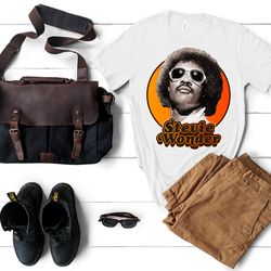 stevie wonder shirt,stevie wonder tshirt,musician shirt,stevie wonder sunglass tshirt,stevie wonder best album t-shirt