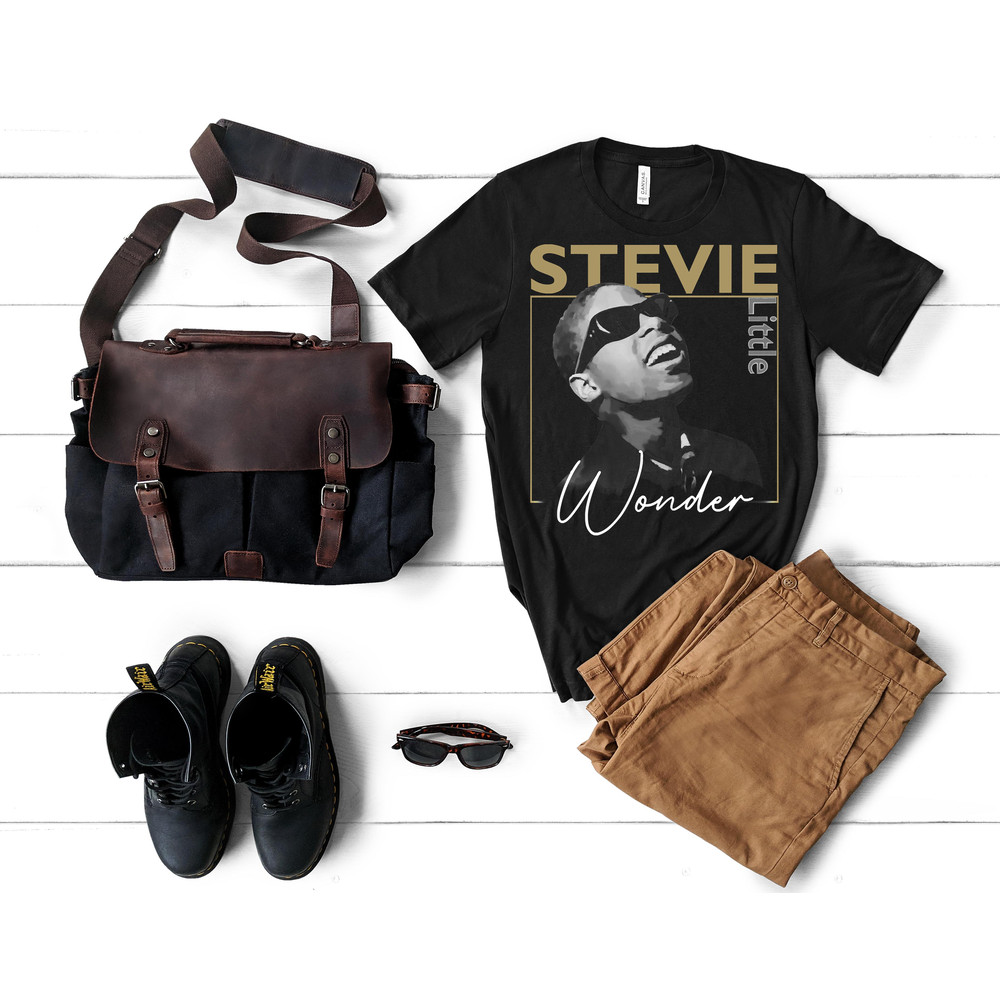 stevie wonder Shirt,stevie wonder Tshirt,musician Shirt,stevie wonder sunglass TShirt,stevie wonder birthday T-Shirt.png