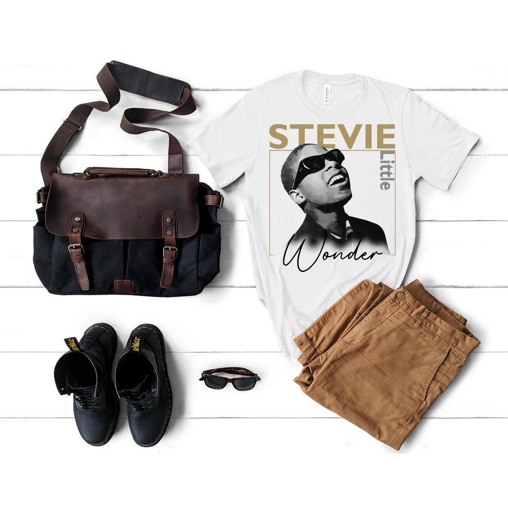 stevie wonder Shirt,stevie wonder Tshirt,musician Shirt,stevie wonder sunglass TShirt,stevie wonder daughter T-Shirt.png