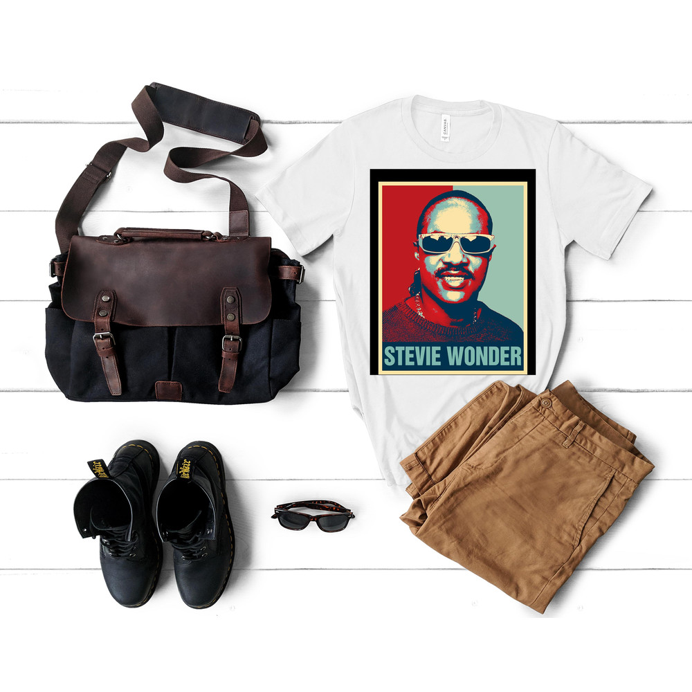 stevie wonder Shirt,stevie wonder Tshirt,musician Shirt,stevie wonder sunglass TShirt,stevie wonder early life T-Shirt.png
