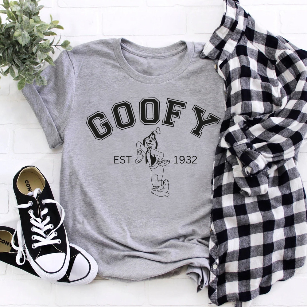 Goofy Shirt, Vintage Goofy Shirt, Disney Shirt, Disneyland Shirt, Disney World Shirt, Matching Family Disney Shirts, Mickey, Minnie, Daisy - 1.jpg