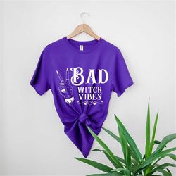 bad witch vibes shirt, witch shirt, halloween shirt, that witch shirt, halloween party t-shirt, funny halloween shirts,