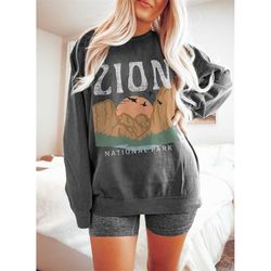 zion sweatshirt, comfort colors sweatshirt, zion national park sweatshirt, utah sweatshirt, comfort colors sweatshirt, z