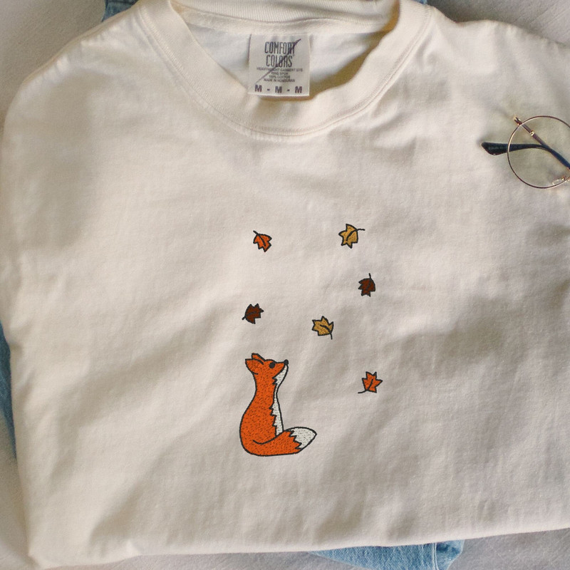 Fox EMBROIDERED Shirt, Embroidered T-Shirt, Embroidered Shirt, Comfort Colors Shirt, Embroidered tee, animal shirt,wildlife, embroidery - 2.jpg