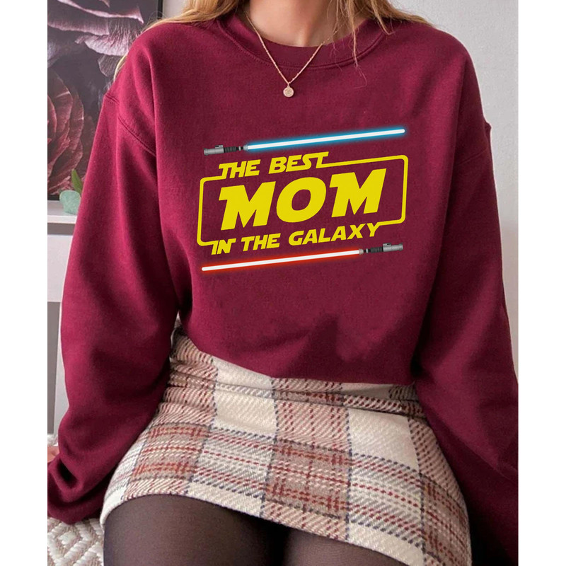 The Best Mom In The Galaxy Lightsabers Shirt Star Wars Mom T-shirt Mother's Day Gift Ideas Galaxy's Edge Walt Disney World Trip - 4.jpg