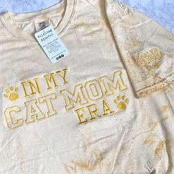 personalized in my cat mom era embroidered comfort colors tee, embroidered cat mom t-shirt with dog names, customizable