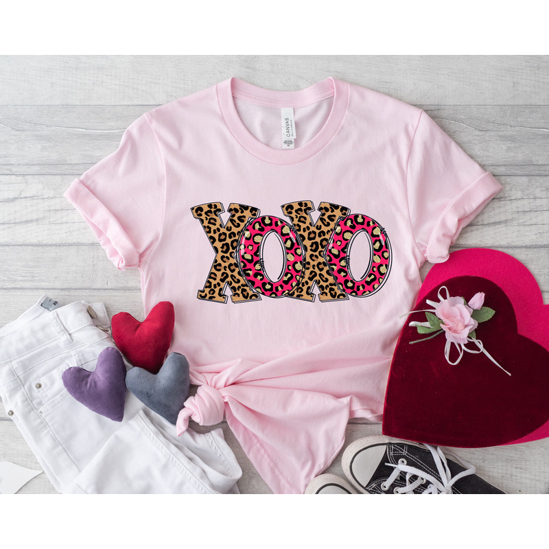 XOXO Shirt,Xoxo Valentines Day Shirts,Couple XOXO Shirt,Couples Love Shirt,Love Shirt,Valentines Day Gift,Xoxo Tee,Gold cheetah leopard Pink - 2.jpg