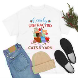 knitting shirt, easily distracted by cats & yarn, knit gift, knitting gift, knitter gift, love to knit, love knitting, g