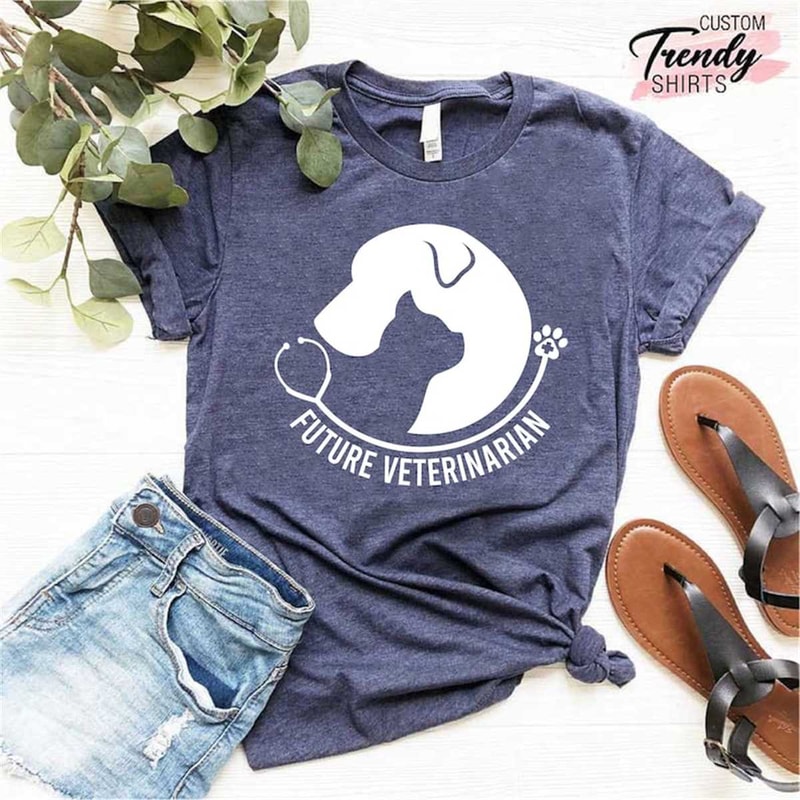 MR-1262023223914-future-veterinarian-t-shirt-vet-student-gifts-veterinarian-image-1.jpg