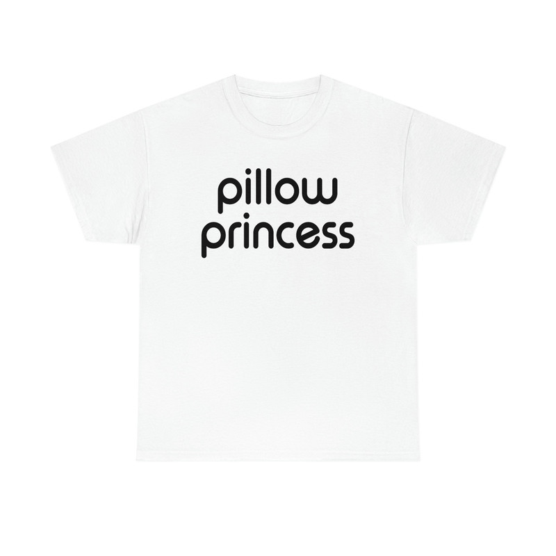 Funny Y2K Style TShirt - Pillow Princess 2000's Celebrity Inspired Meme Tee - Gift for Her - 10.jpg