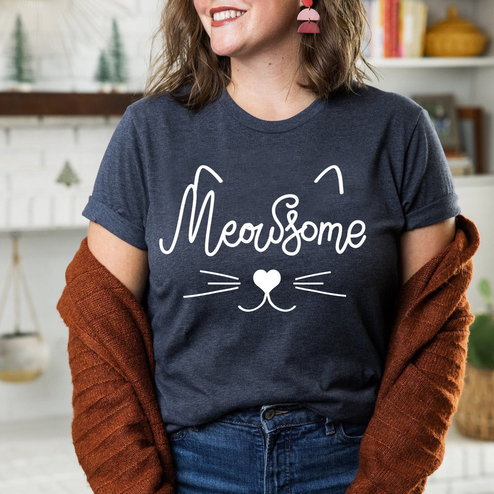 Cat Face Shirt for Women - Cat T Shirt for Her - Gift for Cat Lover for Birthday - Cat Mom Tshirt for Her - Gift for Cat Owner - 8.jpg
