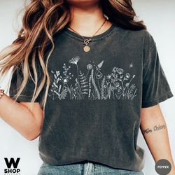 wildflower tshirt, comfort colors shirt, floral tshirt, flower shirt, gift for women, oversized ladies shirts, best frie