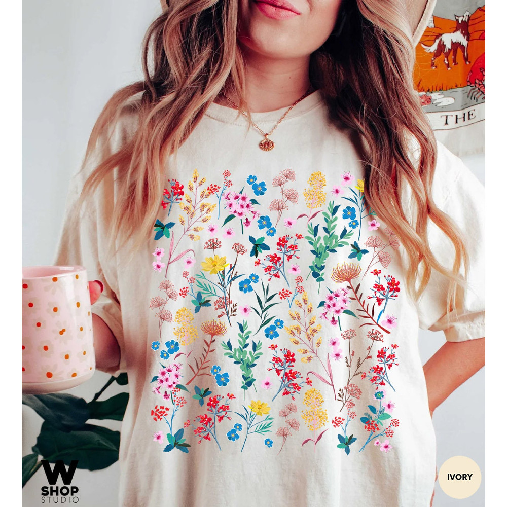 Wildflower Tshirt, Wild Flowers Shirt, Floral Tee, Flower Shirt, Gift for Women, Ladies Shirts, Best Friend Gift, Oversized, Comfort Colors - 1.jpg
