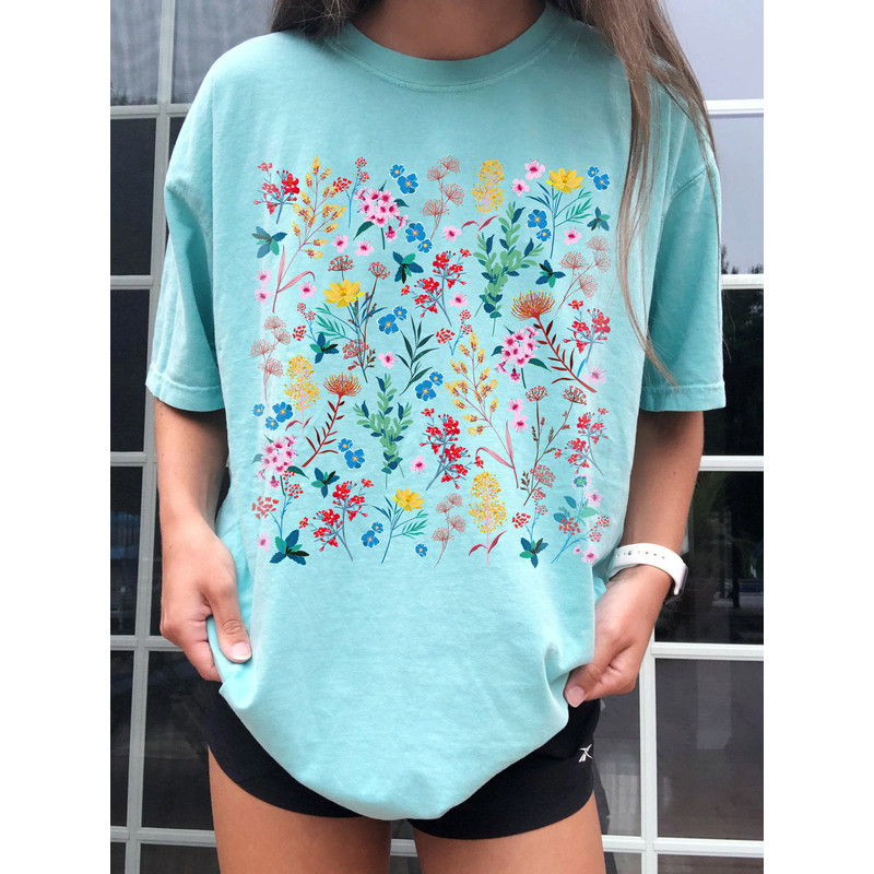 Wildflower Tshirt, Wild Flowers Shirt, Floral Tee, Flower Shirt, Gift for Women, Ladies Shirts, Best Friend Gift, Oversized, Comfort Colors - 4.jpg
