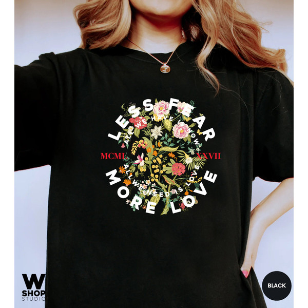 Wildflower Tshirt, Wild Flowers Oversized Tee, Floral Tshirt, Flower Shirt, Gift for Women, Ladies Shirts, Best Friend Gift - 4.jpg