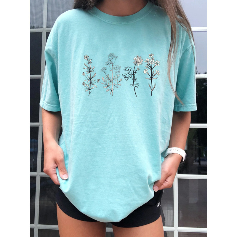 WildFlowers Shirt, Bohemian Shirt, Wild flower Tshirt, Floral Shirt, Meadow Flowers, Oversized Womens Tees, Ladies Shirts, Gift for Her - 6.jpg