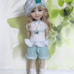 Ruby Red Fashion Friends doll clothes-beret, jacket, shorts, stockings, pendant