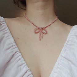 Bow beaded choker necklace in pink nude color