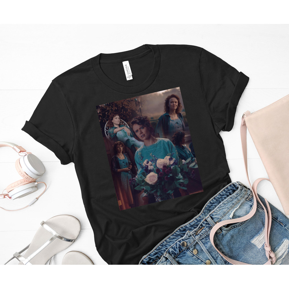 Romantic Jamie Classic T-Shirt 97_Black_Black.jpg