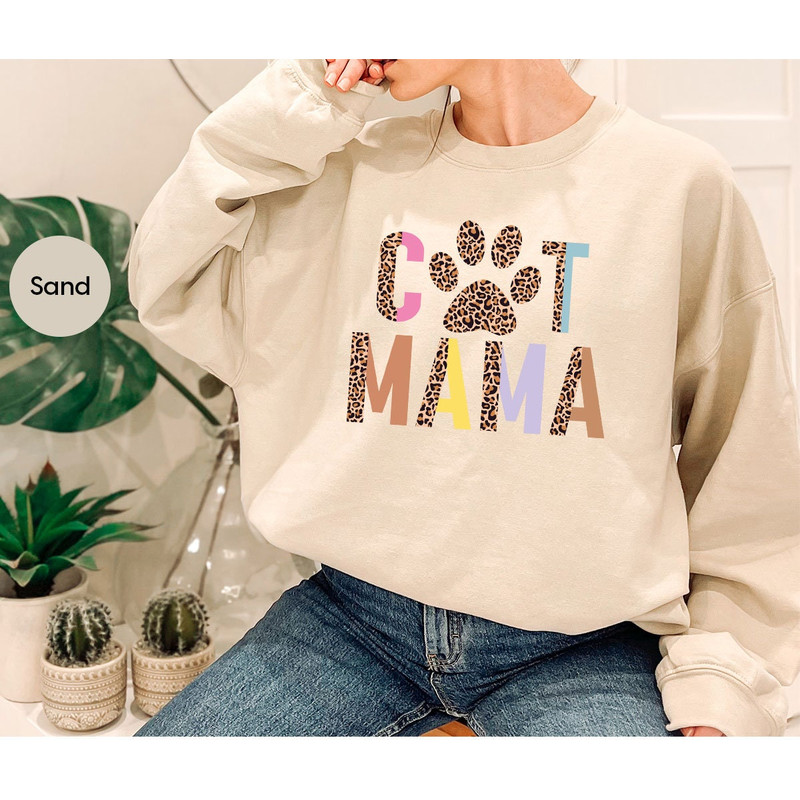 Aesthetic Cat Mom Paw Graphic Tees, Cute Leopard Paw Print Cat Mama Crewneck Sweatshirt, Cat Mom Gifts, Cat Owner Womens Clothing - 2.jpg