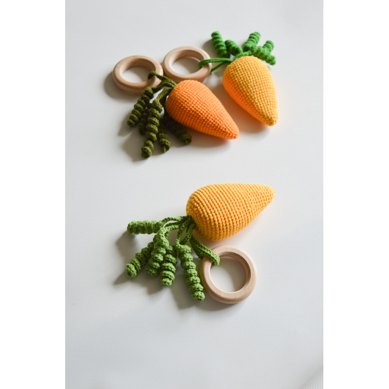 carrot on wooden ring.jpg