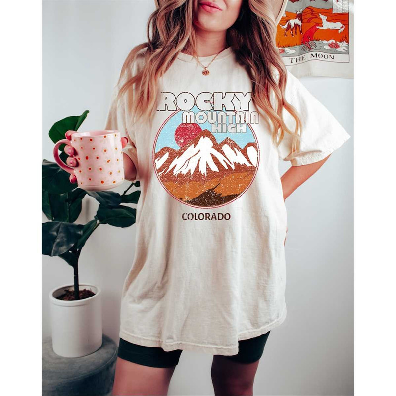 MR-1462023175638-colorado-tee-colorado-graphic-tee-rocky-mountains-colorado-image-1.jpg