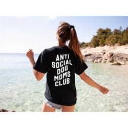 anti social dog mom club t-shirt - personalised dog walking shirt - personalisable dog mum t-shirt - custom dog mama tsh