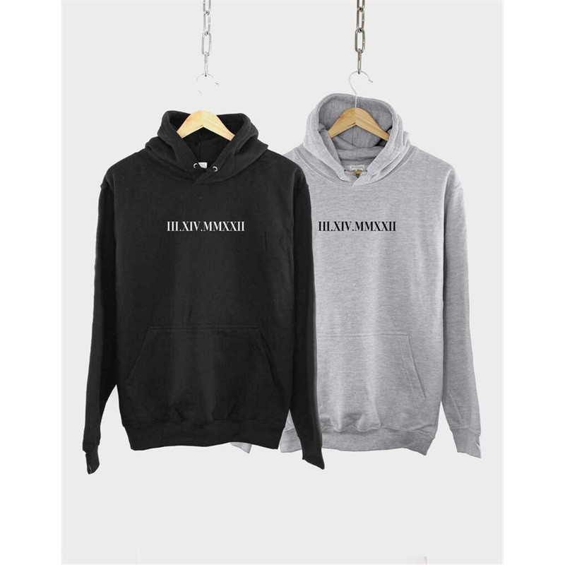 MR-146202319198-matching-couples-personalised-hoodies-roman-numeral-image-1.jpg