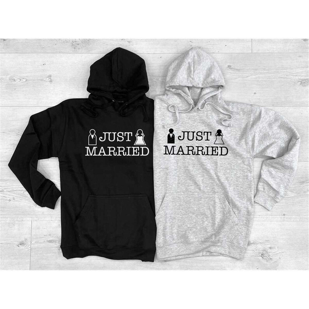MR-1462023194843-matching-honeymoon-hoodies-just-married-couples-wedding-image-1.jpg