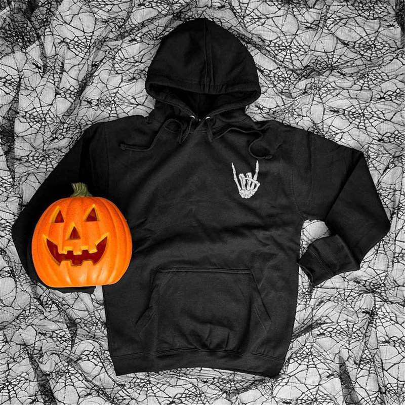 MR-146202319525-skeleton-rock-hand-hoodie-skeleton-hand-hoodie-skeleton-image-1.jpg