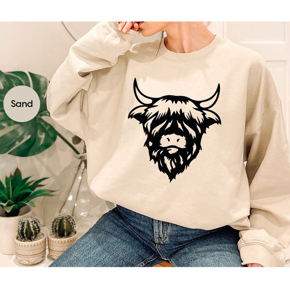 Graphic Tees, Bull Shirt, Bull Crewneck Sweatshirt, Animal Figure T-Shirt, Animal Tee, Western Shirt, Gift for Her, Gift For Him, Farm Shirt - 7.jpg