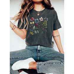 pressed flowers comfort colors t-shirt, pressed flowers tee, comfort colors flower t-shirt, flower tshirt, cottagecore