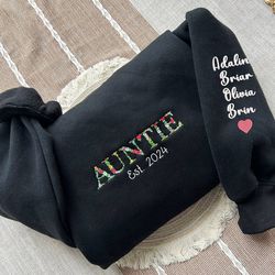 Personalized Auntie Flower Embroidered Sweatshirt, Auntie Embroidered Crewneck With Kids Names, Gift For Auntie