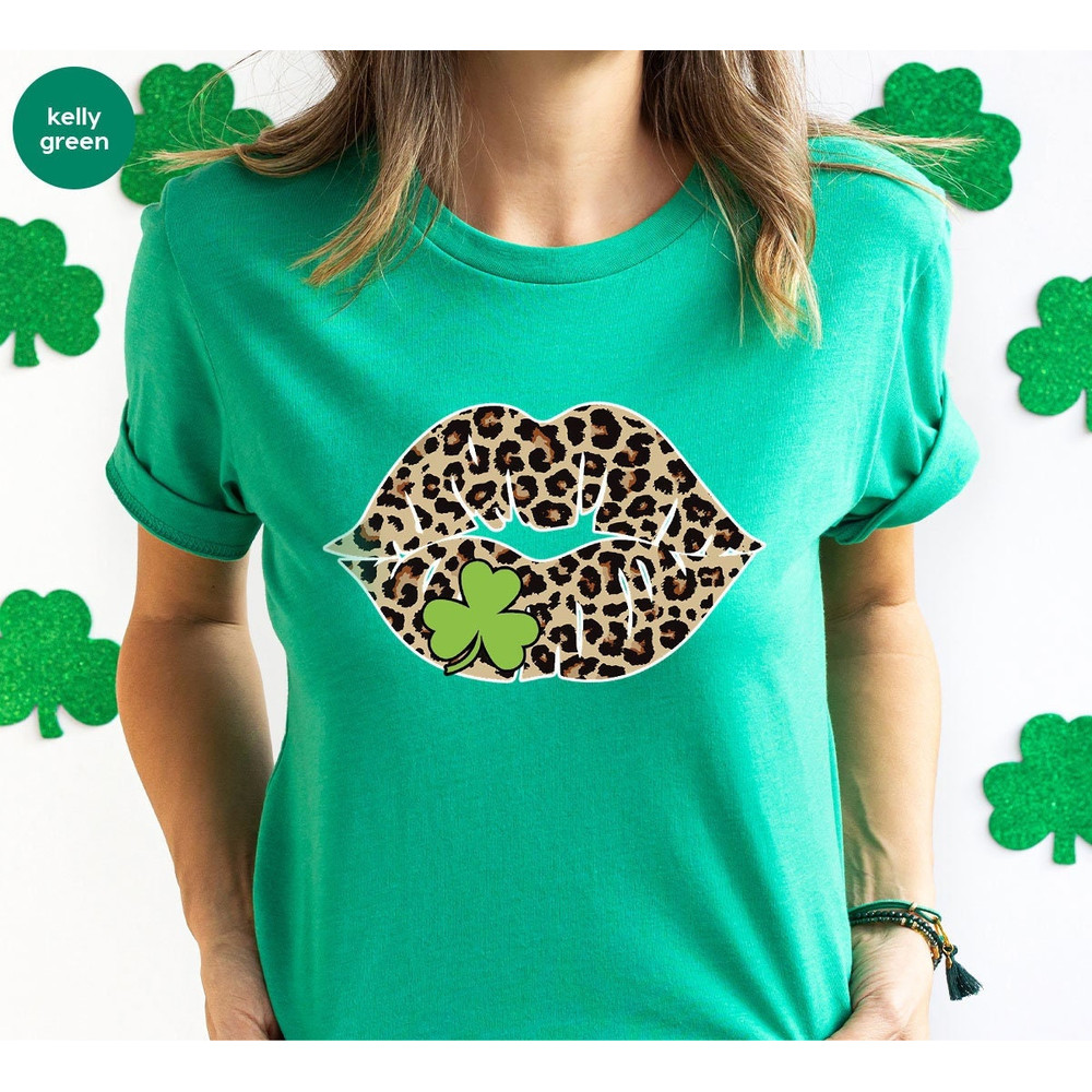 Retro St Patricks Day T-Shirt, Irish Outfit, Shamrock Crewneck Sweatshirt, St Patricks Day Gifts, Shirts for Women, Gifts for Mom - 1.jpg