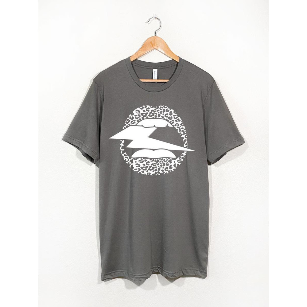 Lips Leopard Print shirt, T shirt, Graphic Tee, Brunch Shirts, Weekend Shirt, Boating Shirt, Workout Shirt, Comfy Tee - 2.jpg