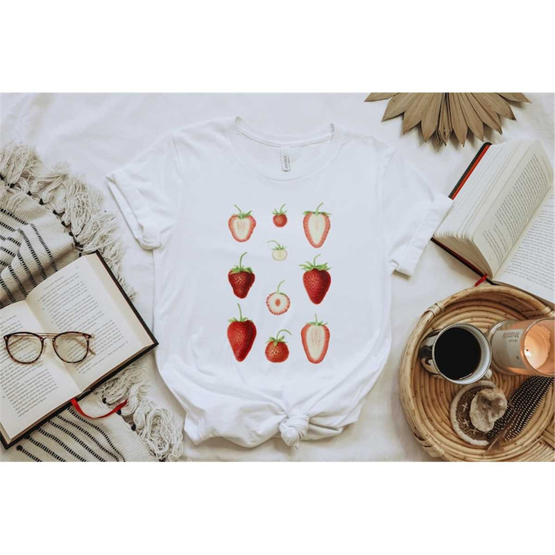 MR-156202313219-strawberry-graphic-tshirt-for-women-vintage-strawberries-white.jpg