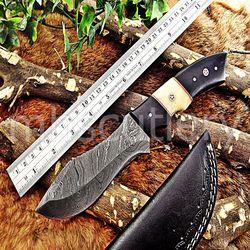 Custom Handmade Damascus Steel Hunting Skinner Knife With Horn & Bone Handle. SK-15
