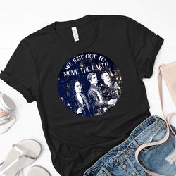 macgyver shirt, macgyver adaptable agent t shirt, macgyver tactical master t shirt, macgyver t shirt