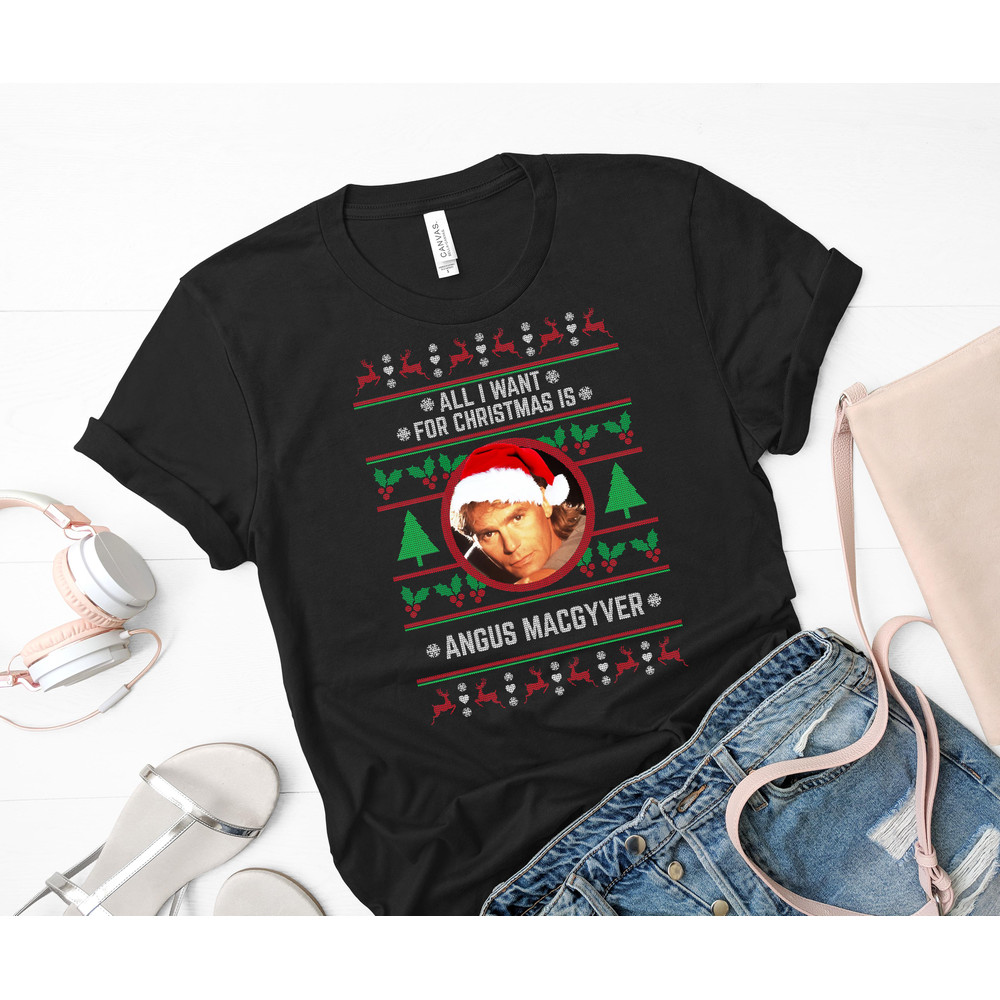 All I want for Christmas is Angus Macgyver Classic T-Shirt 22_Black_Black.jpg