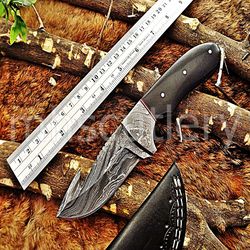 Custom Handmade Damascus Steel Hunting Skinner Knife With Horn Handle. SK-25