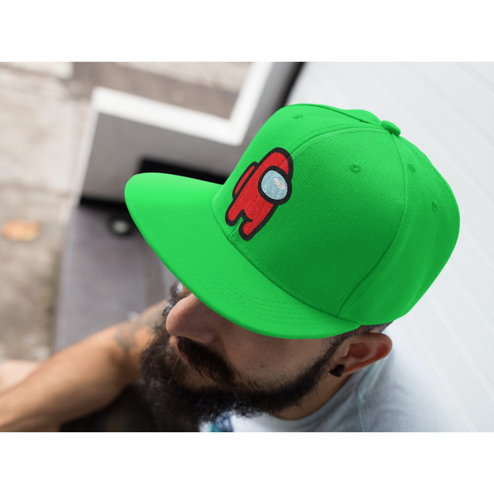 snapback-hat-mockup-of-a-guy-sitting-in-the-street-11841.png