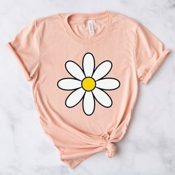 daisy shirt, wildflower shirt, boho shirt, floral t-shirt gift, birth month flower, gift for sister, summer shirt, women