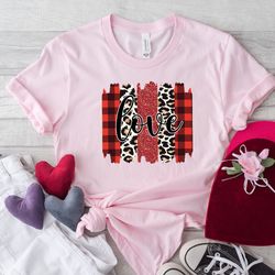 valentine love shirt, heart shirt, love shirt, leopard print shirt, retro leopard shirt, leopard print shirt, leopard de