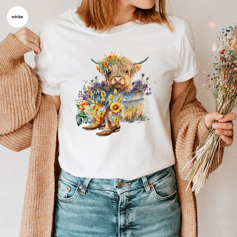 Flower Shirt, Cow Graphic Tees, Cow Shirt, Cute Highland Cow T-Shirt, Gift for Her, Cow Vneck Shirt, Shirt for Women, Floral Tee, Farm Shirt - 3.jpg