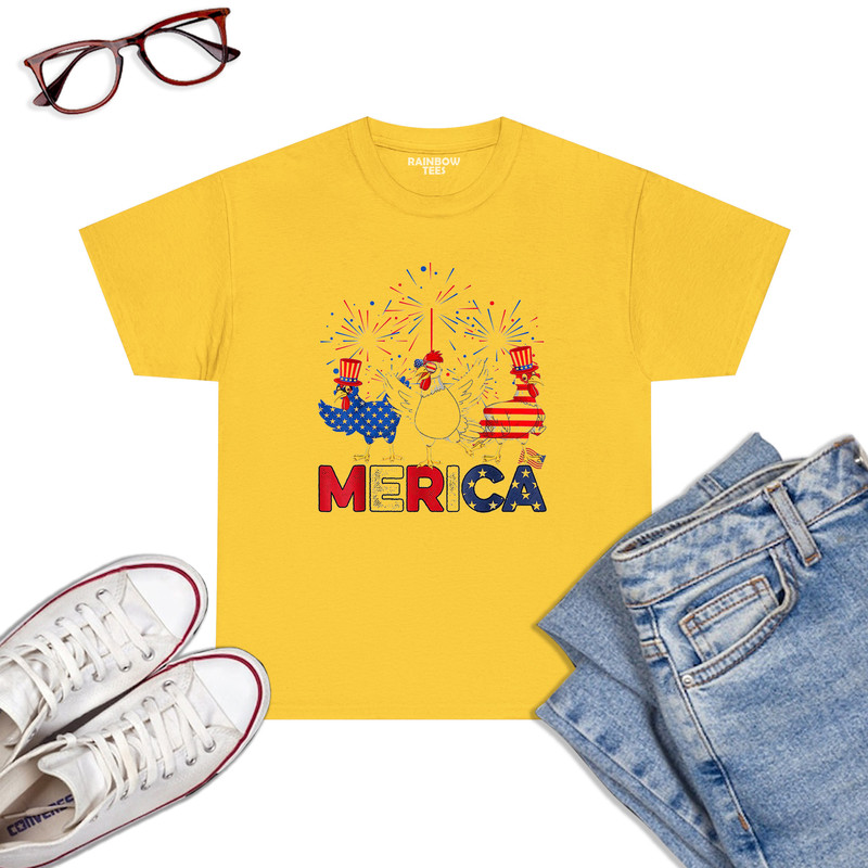 Cute-Red-White-Blue-Chicken-American-Flag-Farmer-4th-Of-July-T-Shirt-Daisy.jpg