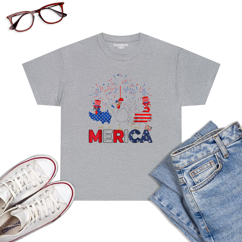 Cute-Red-White-Blue-Chicken-American-Flag-Farmer-4th-Of-July-T-Shirt-Sport-Grey.jpg