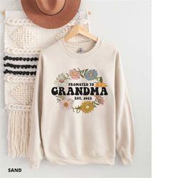 promoted to grandma est 2023, pregnancy announcement, new grandma gift, grandma to be sweatshirt, mothers day gift for g