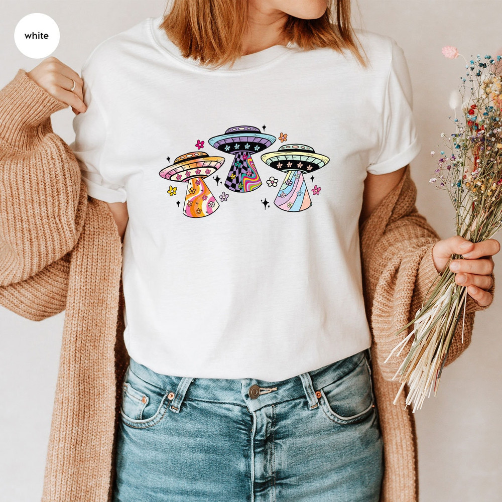 Trendy Space Shirts, Alien Clothing, Cool Flower Graphic Tees, Floral Space Toddler TShirts, Gifts for Women, Space Aircraft VNeck T-Shirt - 6.jpg